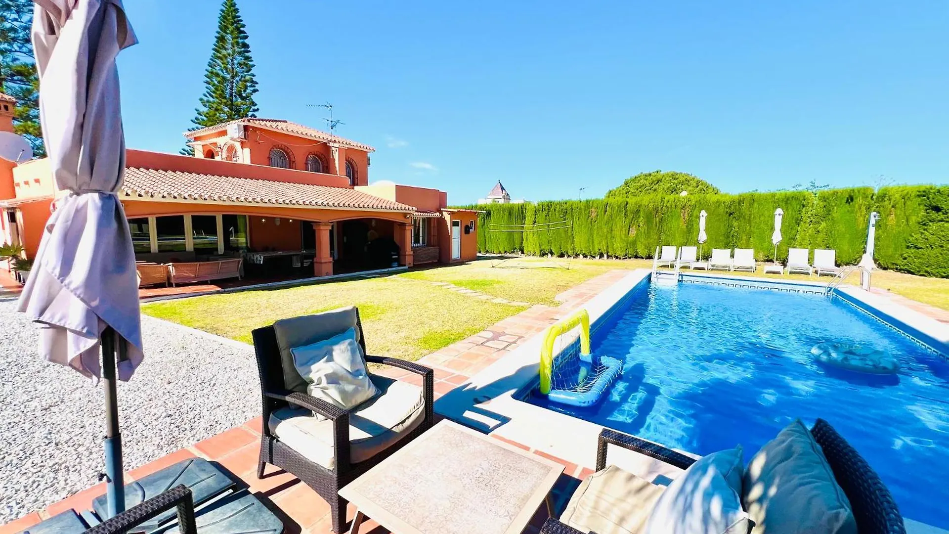 Villa Summer Sol Mediterranea Alhaurín de la Torre 0*,  Hiszpania